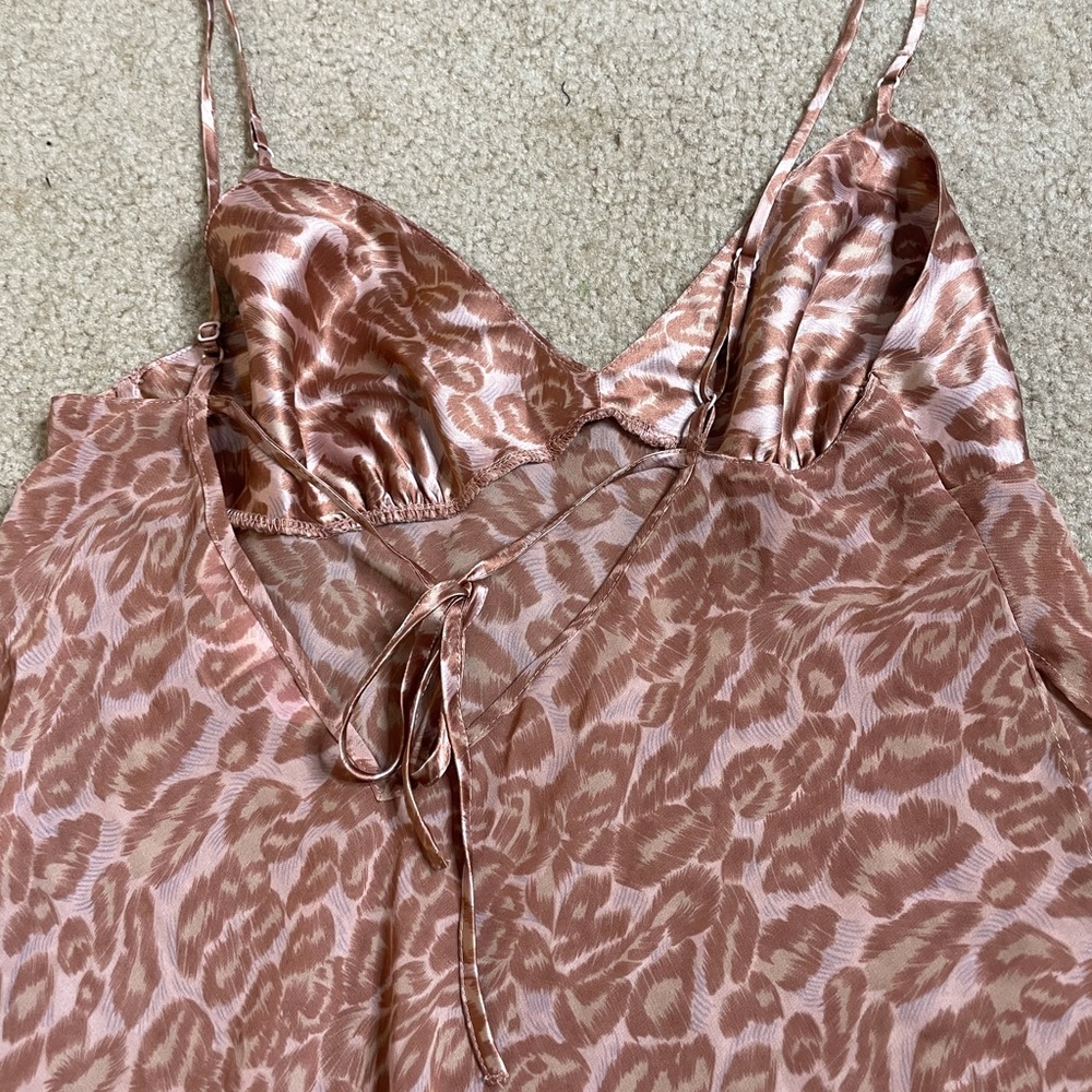Victoria’s Secret vintage leopard print slip - Picture 4 of 6